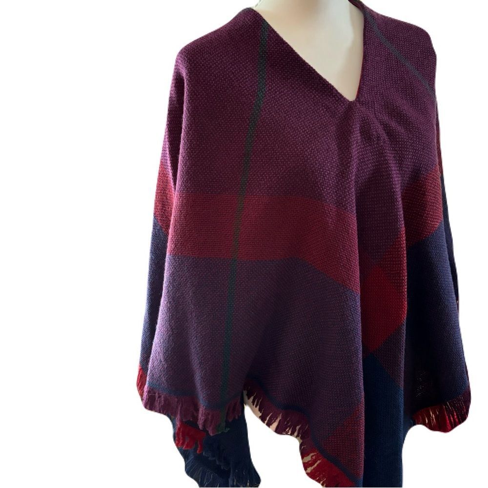 Churchill Handwoven Wool Poncho | Vintage | EUC - Picture 4 of 11